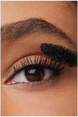 volum express 36 hour mascara model