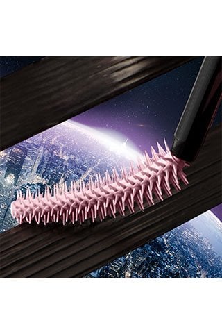 מברשת גמישה של מסקרה סקיי היי חומה